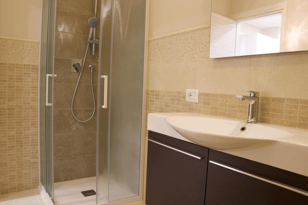 Athena Rooms With Private Spa Пакино Экстерьер фото