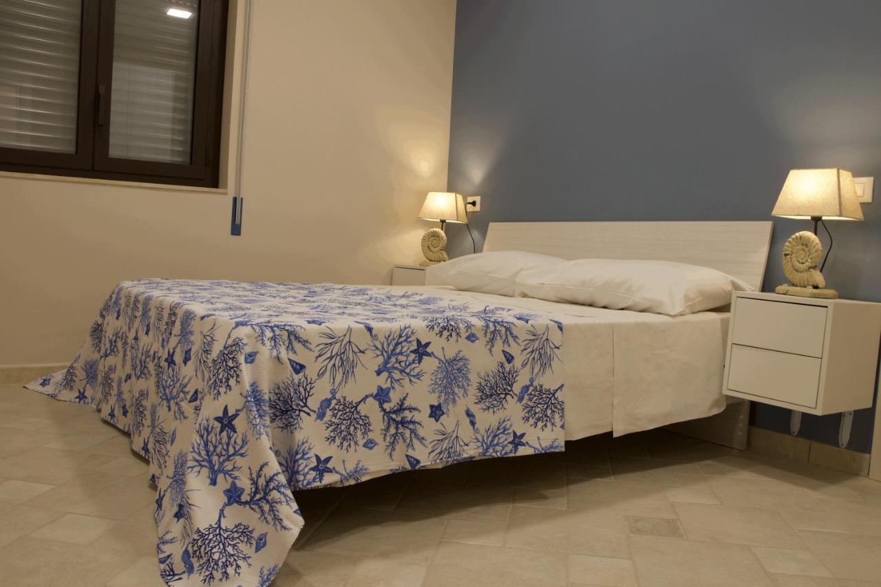 Athena Rooms With Private Spa Пакино Экстерьер фото